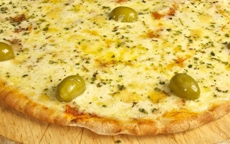 Arriba 70+ imagen receta de pizza de muzzarella